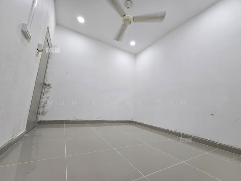 2-storey Terraced House for Sale in Bandar Puteri Klang (Klang) - Mun Keong Sam - Interior - PropertyGuru.com.my