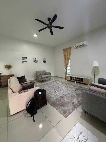 Bungalow House untuk Disewa di Bemban (Melaka) - Aaden Lim - Living Room - PropertyGuru.com.my