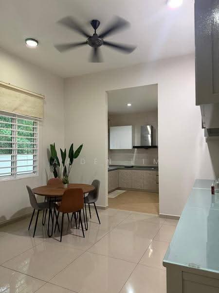 Bungalow House untuk Disewa di Bemban (Melaka) - Aaden Lim - Dining Room - PropertyGuru.com.my
