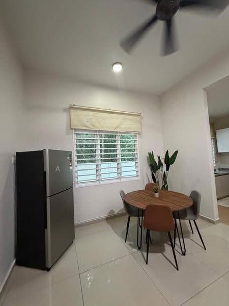 Bungalow House untuk Disewa di Bemban (Melaka) - Aaden Lim - Dining Room - PropertyGuru.com.my