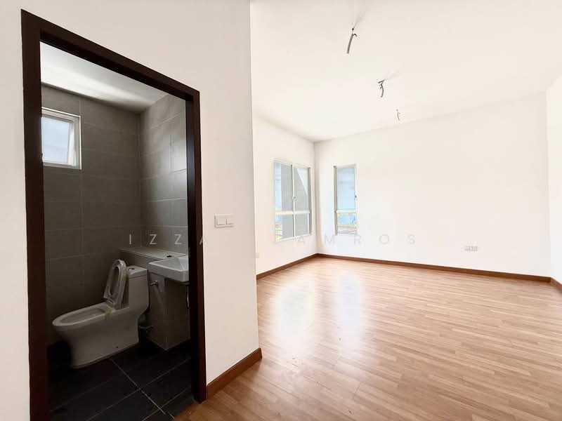 Semi-Detached House for Sale in Alam Sari (Bangi) - Izzat Zamros - Bathroom - PropertyGuru.com.my