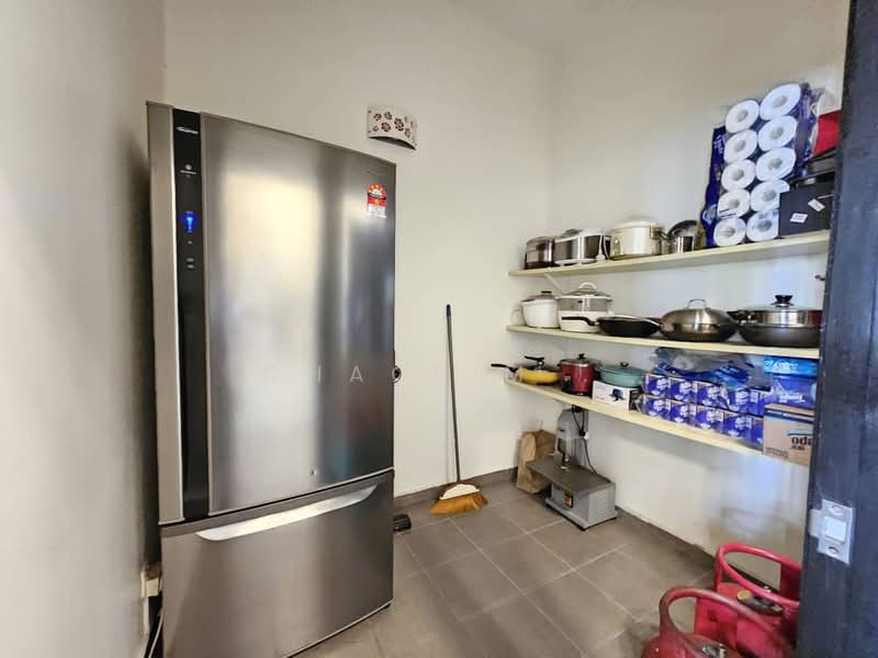 3-storey Terraced House for Sale in Jade Hills (Kajang) - ChaoLim . - Kitchen - PropertyGuru.com.my