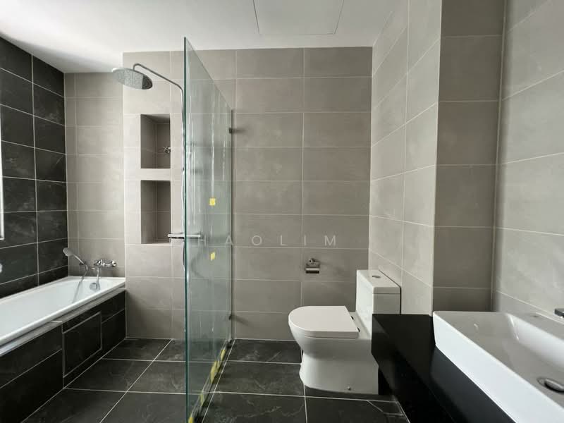 3-storey Terraced House for Sale in Jade Hills (Kajang) - ChaoLim . - Bathroom - PropertyGuru.com.my