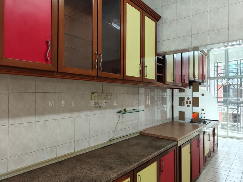 Condominium for Sale at Putra Indah Condominium - Melissa Chong - Kitchen - PropertyGuru.com.my