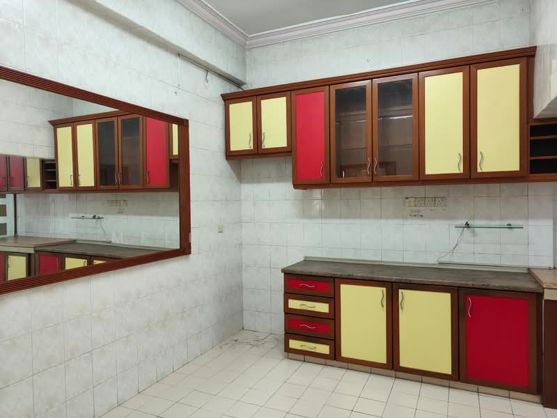 Condominium for Sale at Putra Indah Condominium - Melissa Chong - Kitchen - PropertyGuru.com.my