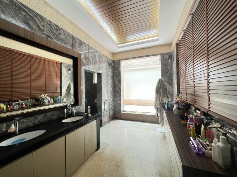 Bungalow for Sale in Country Heights (Kajang) - ChaoLim . - Bathroom - PropertyGuru.com.my