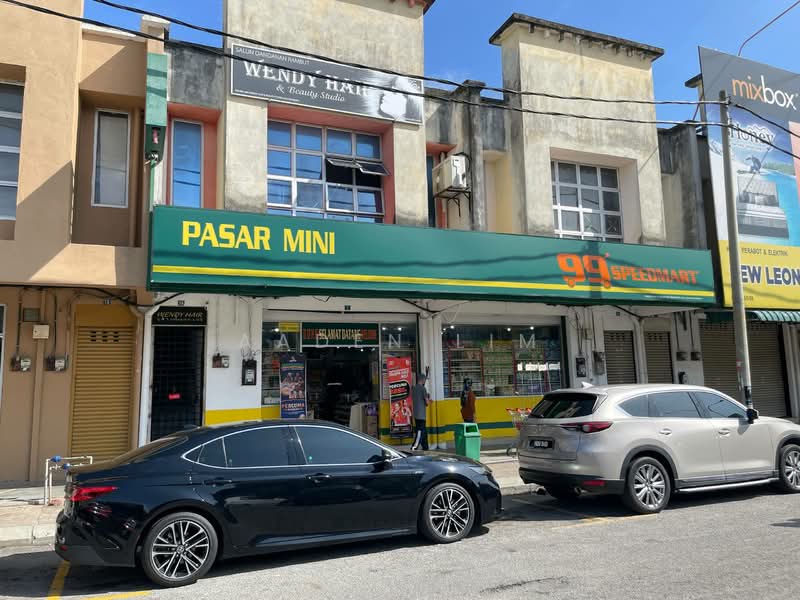 Untuk Disewa - Pusat Perdagangan Deluxe