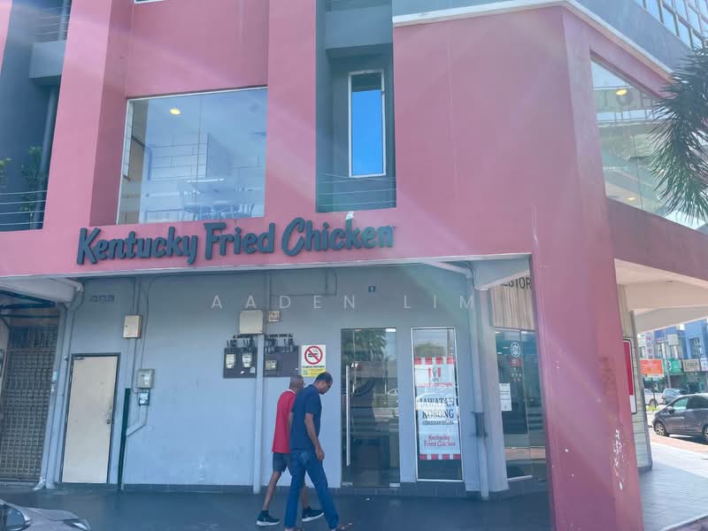 Untuk Disewa - Pusat Perdagangan Deluxe