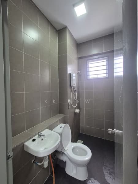 Apartment for Rent at Idaman Abadi - KK HEW - Bathroom - PropertyGuru.com.my