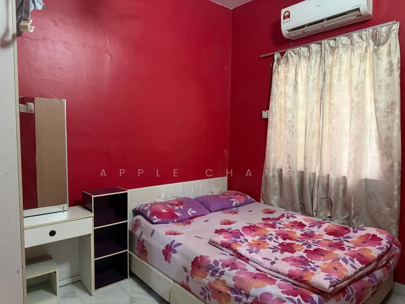 Rumah Teres 2 Tingkat untuk Disewa di Kota Emerald (Rawang) - Apple Chang - Bedroom - PropertyGuru.com.my