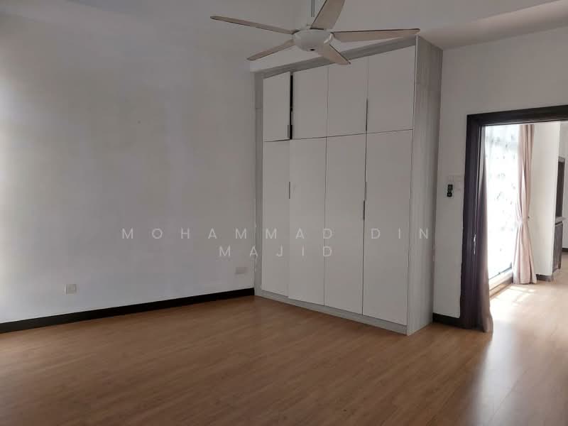 2-storey Terraced House for Sale in Laman Glenmarie (Shah Alam) - Mohammad Din Majid - Interior - PropertyGuru.com.my