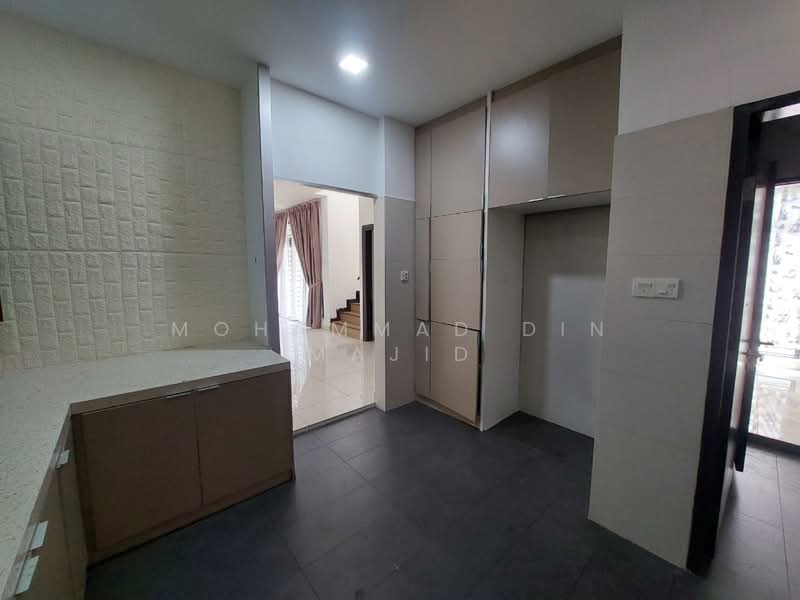2-storey Terraced House for Sale in Laman Glenmarie (Shah Alam) - Mohammad Din Majid - Interior - PropertyGuru.com.my