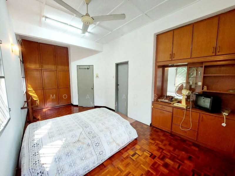 Untuk Dijual - Seksyen 8