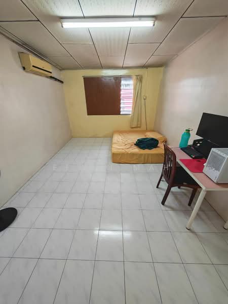 Rumah Teres 2 Tingkat untuk Dijual di Taman Bersatu (Rawang) - Elwin Mah - Bedroom - PropertyGuru.com.my