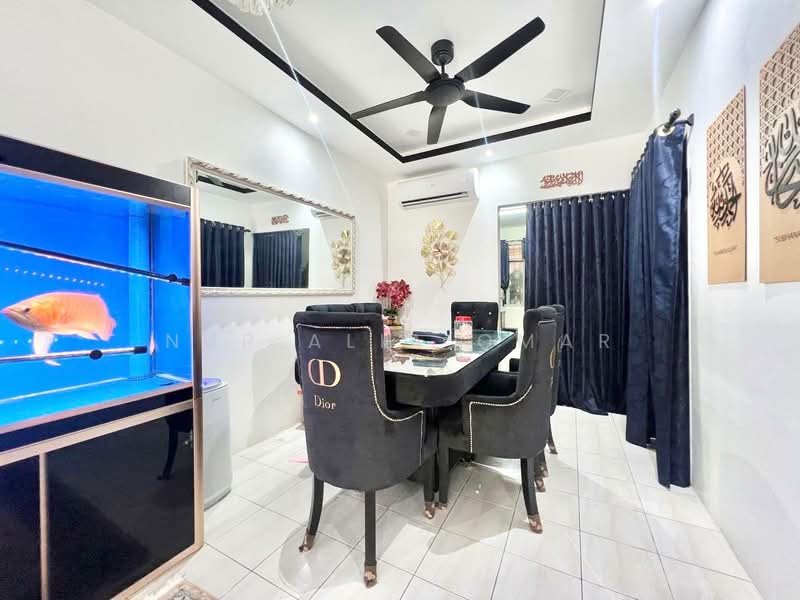 1-storey Terraced House for Sale in Jenjarom (Selangor) - Nur Alia Omar - Dining Room - PropertyGuru.com.my
