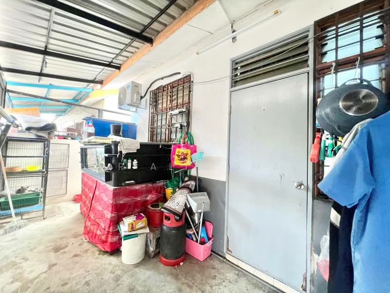 1-storey Terraced House for Sale in Jenjarom (Selangor) - Nur Alia Omar - Exterior - PropertyGuru.com.my