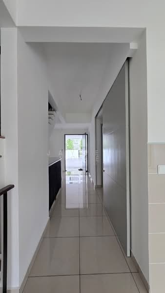3-storey Terraced House for Sale in Taman Melawati (Ulu Kelang) - Jayden Loke - Corridor - PropertyGuru.com.my