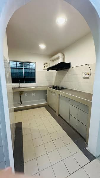 Rumah Teres 2 Tingkat untuk Disewa di Usj 6 (Subang Jaya) - KH Khoo - Kitchen - PropertyGuru.com.my