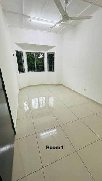 Rumah Teres 2 Tingkat untuk Disewa di Usj 6 (Subang Jaya) - KH Khoo - Interior - PropertyGuru.com.my