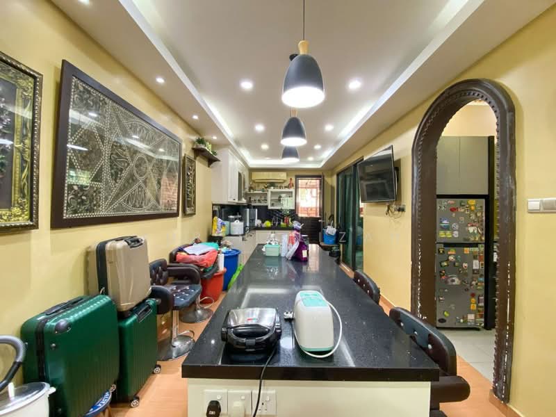Bungalow for Sale in Kuala Selangor (Selangor) - Nur Hanizah - Kitchen - PropertyGuru.com.my