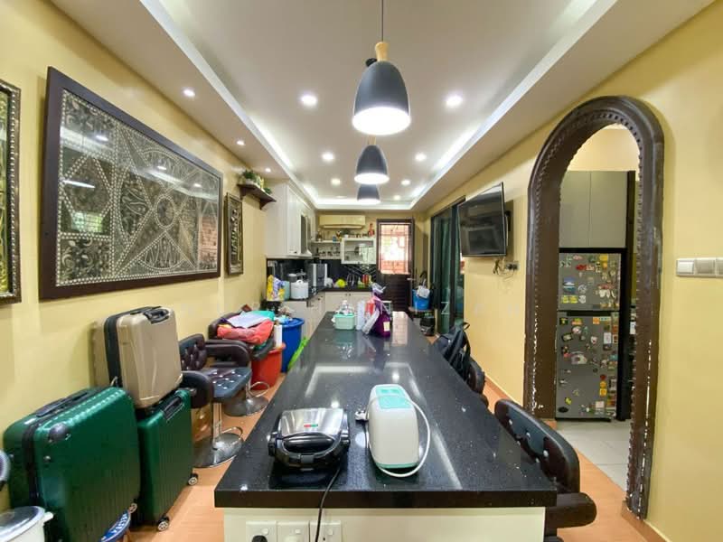 Bungalow for Sale in Kuala Selangor (Selangor) - Nur Hanizah - Kitchen - PropertyGuru.com.my
