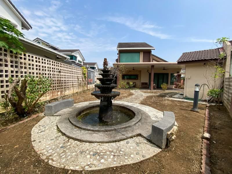 Bungalow for Sale in Kuala Selangor (Selangor) - Nur Hanizah - Garden - PropertyGuru.com.my
