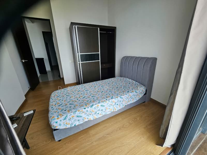 Condominium for Rent at Kings Bay @ Country Garden Danga Bay - Dexter Lim - Bedroom - PropertyGuru.com.my