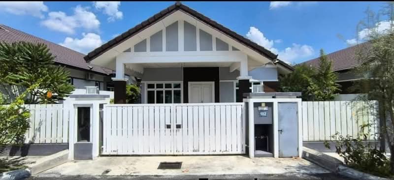Bungalow for Sale in Taman Bukit Senawang (Senawang) - Allen . - Exterior - PropertyGuru.com.my