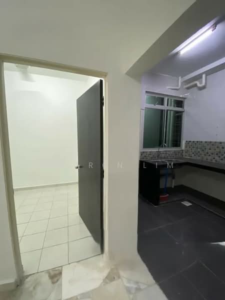Apartment for Sale at Pangsapuri Lagoon Perdana - Sharon Lim - Interior - PropertyGuru.com.my