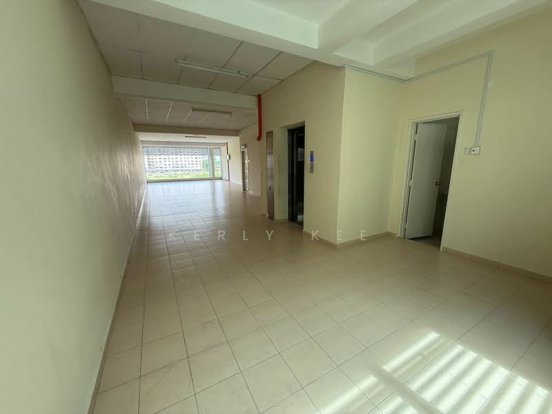 Shop for Rent in Butterworth (Penang) - Kerly Kee - Corridor - PropertyGuru.com.my