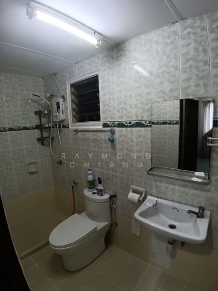 Kondominium untuk Disewa di Menara Menjalara - Raymond Chiang - Bathroom - PropertyGuru.com.my