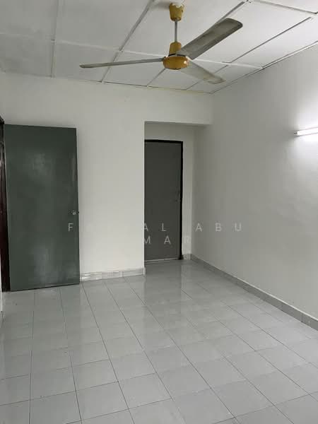 2-storey Terraced House for Sale in Taman Sri Gombak (Gombak) - Faisal Abu Omar - Interior - PropertyGuru.com.my