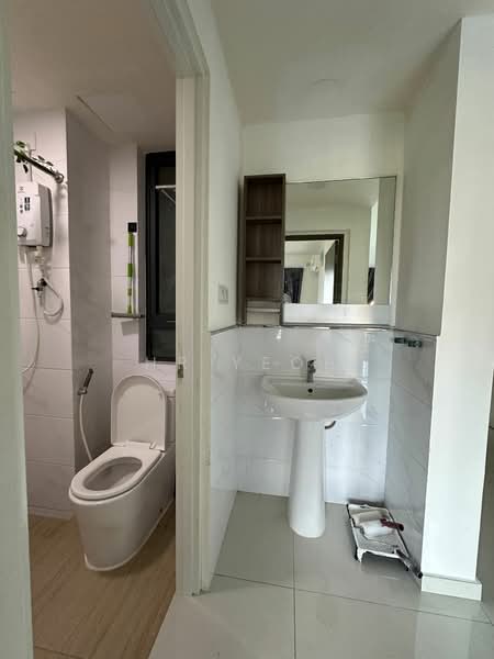 Service Residence for Rent at Country Garden Central Park - HR Yeoh - Bathroom - PropertyGuru.com.my