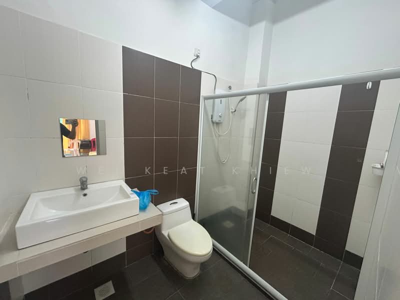 2-storey Terraced House for Rent in Station 18 (Ipoh) - Jackson Khiew Khiew - Bathroom - PropertyGuru.com.my