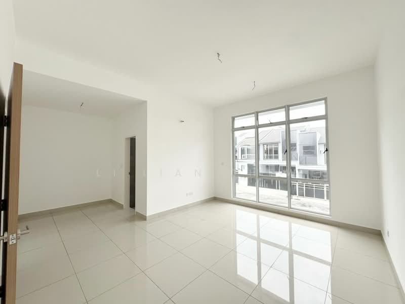 2-storey Terraced House for Rent in Skudai (Johor) - Li Lian Chew - Living Room - PropertyGuru.com.my