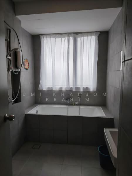 Service Residence for Rent at Ara Residence - Umi Khalsom Ibrahim - Bathroom - PropertyGuru.com.my