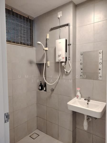 Service Residence for Rent at Ara Residence - Umi Khalsom Ibrahim - Bathroom - PropertyGuru.com.my