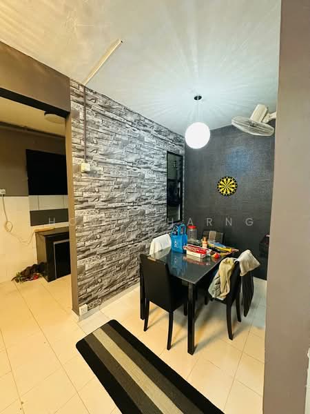 Pangsapuri untuk Disewa di Villa Krystal @ Bandar Selesa Jaya - Hong Charng Lee - Dining Room - PropertyGuru.com.my