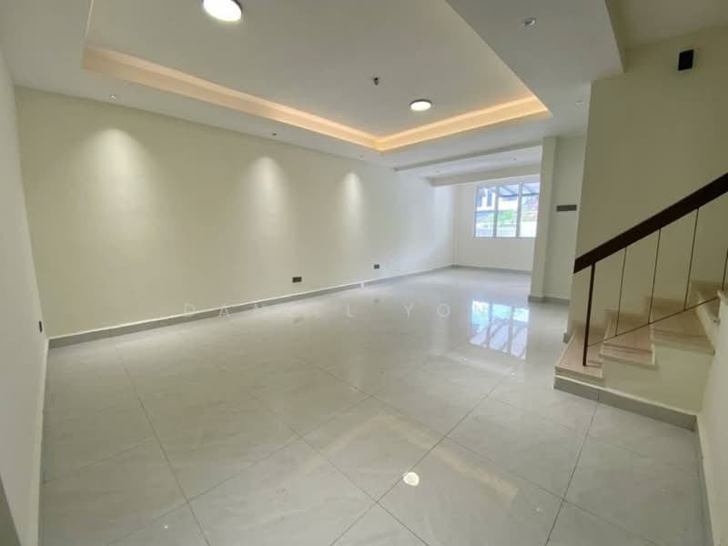 2-storey Terraced House for Sale in Permas Jaya (Johor) - Daniel Yong - Living Room - PropertyGuru.com.my