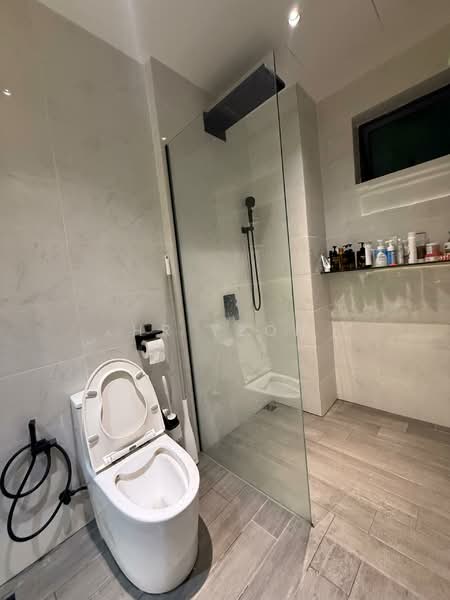 Service Residence for Sale at Green Haven - HR Yeoh - Bathroom - PropertyGuru.com.my