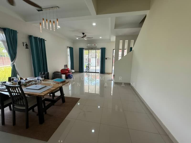 2-storey Terraced House for Sale in Alam Impian (Shah Alam) - Sugumar Arunasalam - Living Room - PropertyGuru.com.my