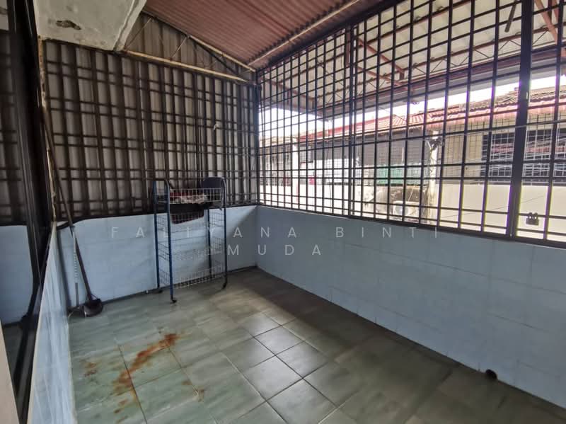 2-storey Terraced House for Rent in Taman Sukaria (Butterworth) - Faliyana binti Muda - Exterior - PropertyGuru.com.my