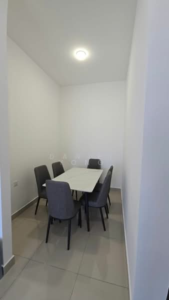 Service Residence for Rent at Meldrum Heights (Residensi Meldrum) - Daniel Yong - Dining Room - PropertyGuru.com.my