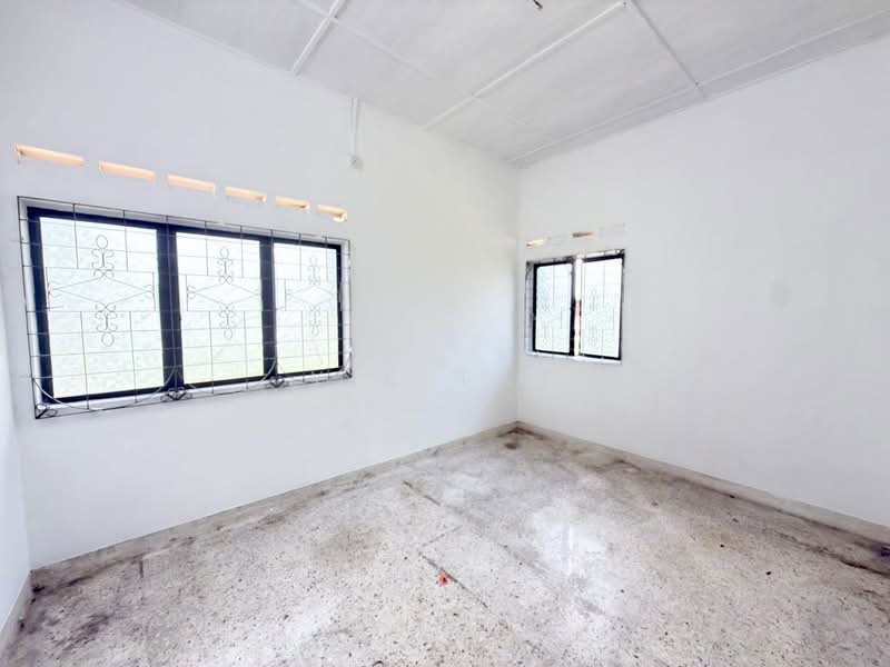 Rumah Berkembar untuk Dijual di Taman Sentosa (Johor Bahru) - Yik Tat - Interior - PropertyGuru.com.my