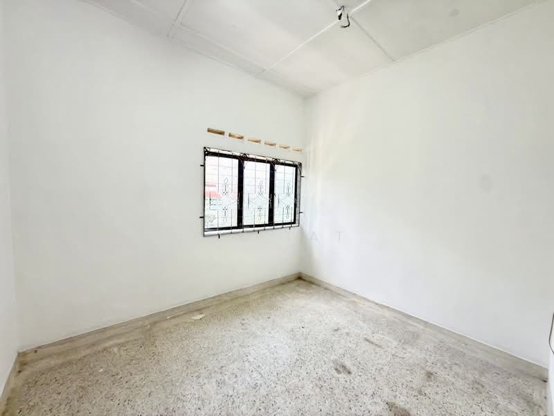 Rumah Berkembar untuk Dijual di Taman Sentosa (Johor Bahru) - Yik Tat - Interior - PropertyGuru.com.my