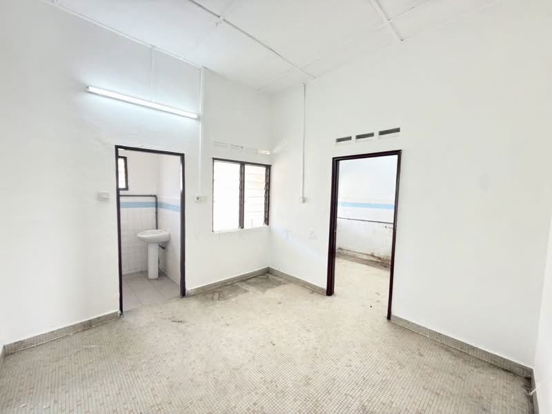 Rumah Berkembar untuk Dijual di Taman Sentosa (Johor Bahru) - Yik Tat - Interior - PropertyGuru.com.my