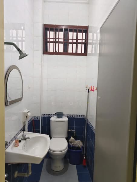 1.5-storey Terraced House for Sale in Taman Perling (Perling) - Christine Khor - Bathroom - PropertyGuru.com.my