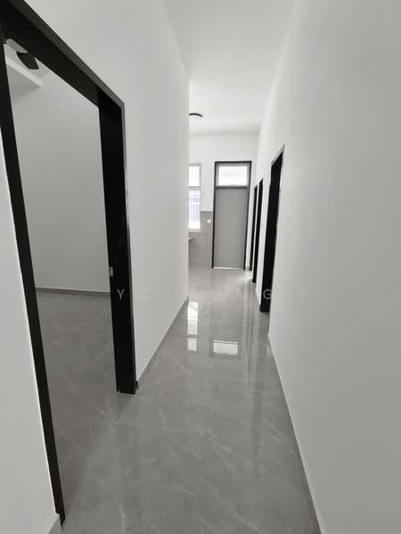 Rumah Teres 1 Tingkat untuk Disewa di Taman Impian Emas (Skudai) - YC Fung - Corridor - PropertyGuru.com.my