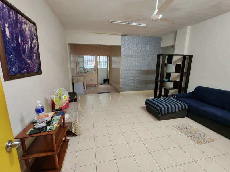Pangsapuri untuk Disewa di Pangsapuri Randa - Victoria Chew - Living Room - PropertyGuru.com.my