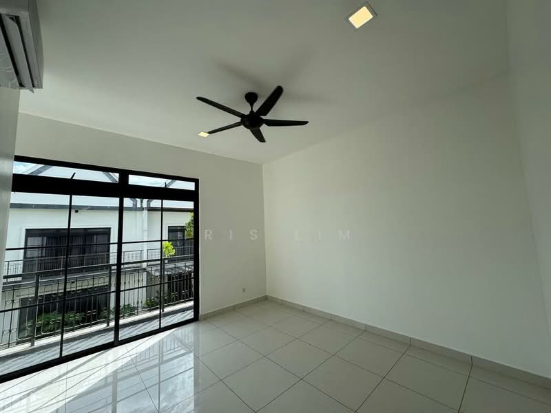 Rumah Teres untuk Dijual di Johor Bahru (Johor) - Iris Lim - Balcony - PropertyGuru.com.my